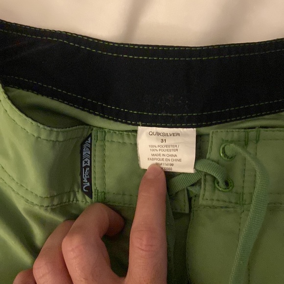 Quicksilver board shorts - Picture 2 of 3